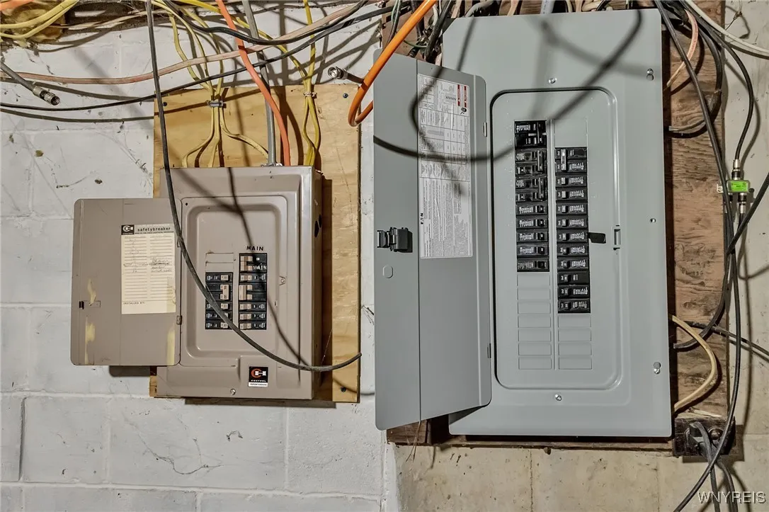 2961 Johnson Creek Road, Hartland, New York 14105, Hartland, New York 14105, 4 Bedrooms Bedrooms, 6 Rooms Rooms,2 BathroomsBathrooms,Residential,For Sale,2961 Johnson Creek Road, Hartland, New York 14105,0,B1643864