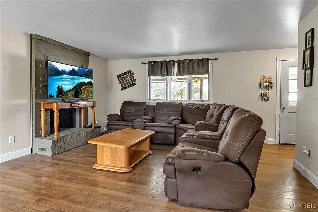 2961 Johnson Creek Road, Hartland, New York 14105, Hartland, New York 14105, 4 Bedrooms Bedrooms, 6 Rooms Rooms,2 BathroomsBathrooms,Residential,For Sale,2961 Johnson Creek Road, Hartland, New York 14105,0,B1643864