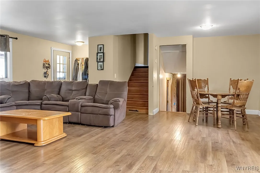 2961 Johnson Creek Road, Hartland, New York 14105, Hartland, New York 14105, 4 Bedrooms Bedrooms, 6 Rooms Rooms,2 BathroomsBathrooms,Residential,For Sale,2961 Johnson Creek Road, Hartland, New York 14105,0,B1643864