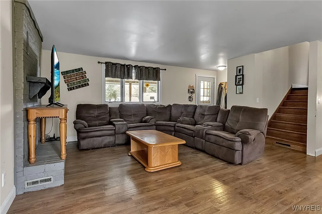 2961 Johnson Creek Road, Hartland, New York 14105, Hartland, New York 14105, 4 Bedrooms Bedrooms, 6 Rooms Rooms,2 BathroomsBathrooms,Residential,For Sale,2961 Johnson Creek Road, Hartland, New York 14105,0,B1643864