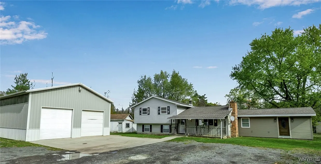 2961 Johnson Creek Road, Hartland, New York 14105, Hartland, New York 14105, 4 Bedrooms Bedrooms, 6 Rooms Rooms,2 BathroomsBathrooms,Residential,For Sale,2961 Johnson Creek Road, Hartland, New York 14105,0,B1643864