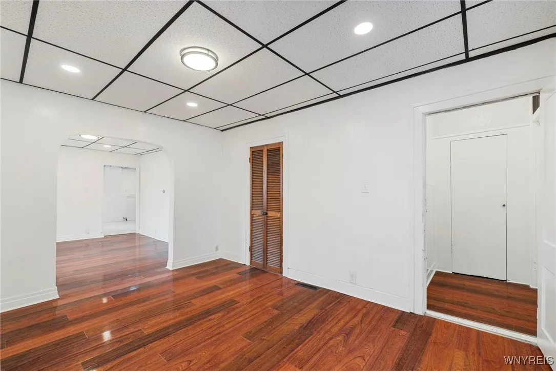 121 Bushnell Street, Buffalo, New York 14206, Buffalo, New York 14206, 4 Bedrooms Bedrooms, 7 Rooms Rooms,1 BathroomBathrooms,Residential,For Sale,121 Bushnell Street, Buffalo, New York 14206,0,B1645123