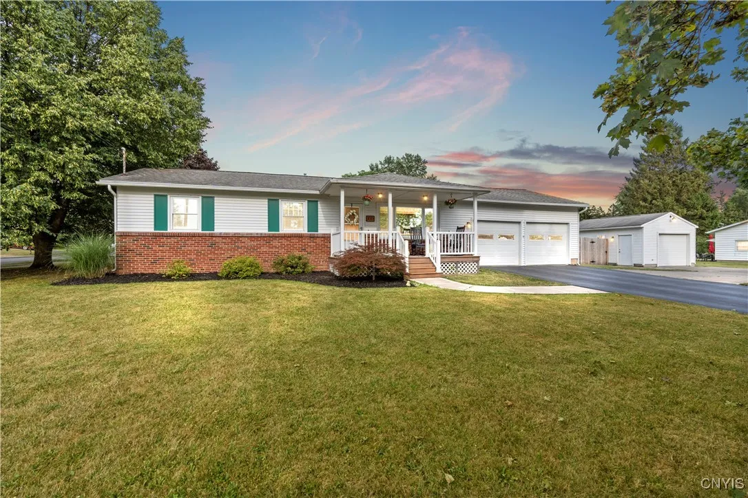 100 Grove Ave Extension, Auburn, New York 13021, Auburn, New York 13021, 3 Bedrooms Bedrooms, 7 Rooms Rooms,1 BathroomBathrooms,Residential,Closed,100 Grove Ave Extension, Auburn, New York 13021,0,S1645090