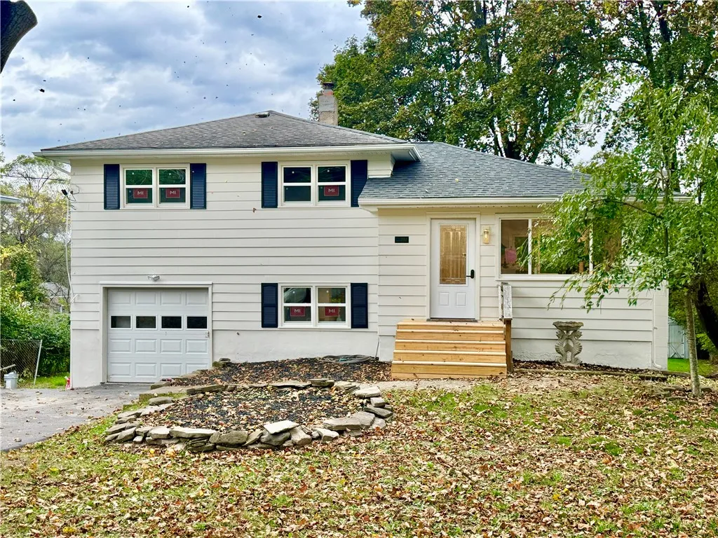 394 Philo Road, Horseheads, New York 14903, Horseheads, New York 14903, 4 Bedrooms Bedrooms, 10 Rooms Rooms,2 BathroomsBathrooms,Residential,Closed,394 Philo Road, Horseheads, New York 14903,0,R1642746