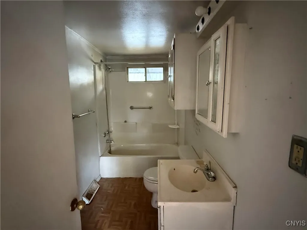 24851 Arbor Drive, Watertown Town, New York 13601, Watertown Town, New York 13601, 3 Bedrooms Bedrooms, 6 Rooms Rooms,1 BathroomBathrooms,Residential,For Sale,24851 Arbor Drive, Watertown Town, New York 13601,0,S1644912