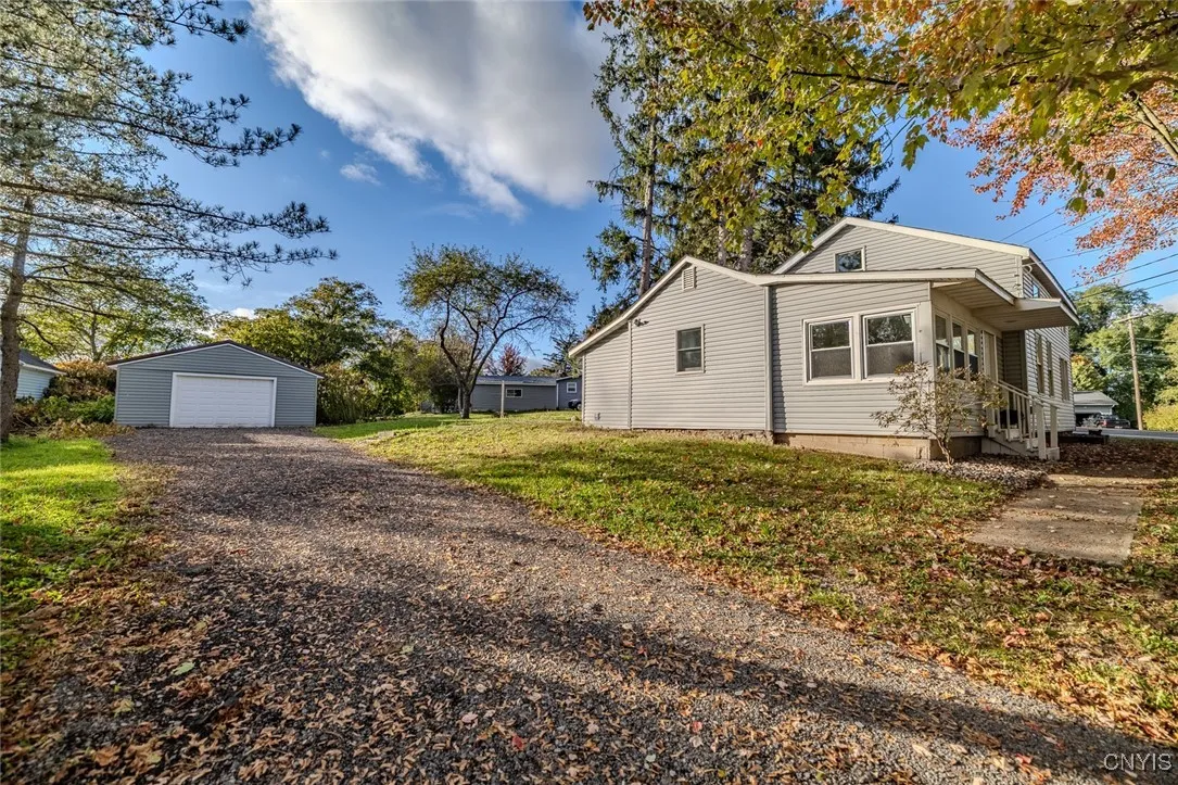 7097 Van Buren Road, Van Buren, New York 13027, Van Buren, New York 13027, 3 Bedrooms Bedrooms, 8 Rooms Rooms,1 BathroomBathrooms,Residential,For Sale,7097 Van Buren Road, Van Buren, New York 13027,0,S1645099