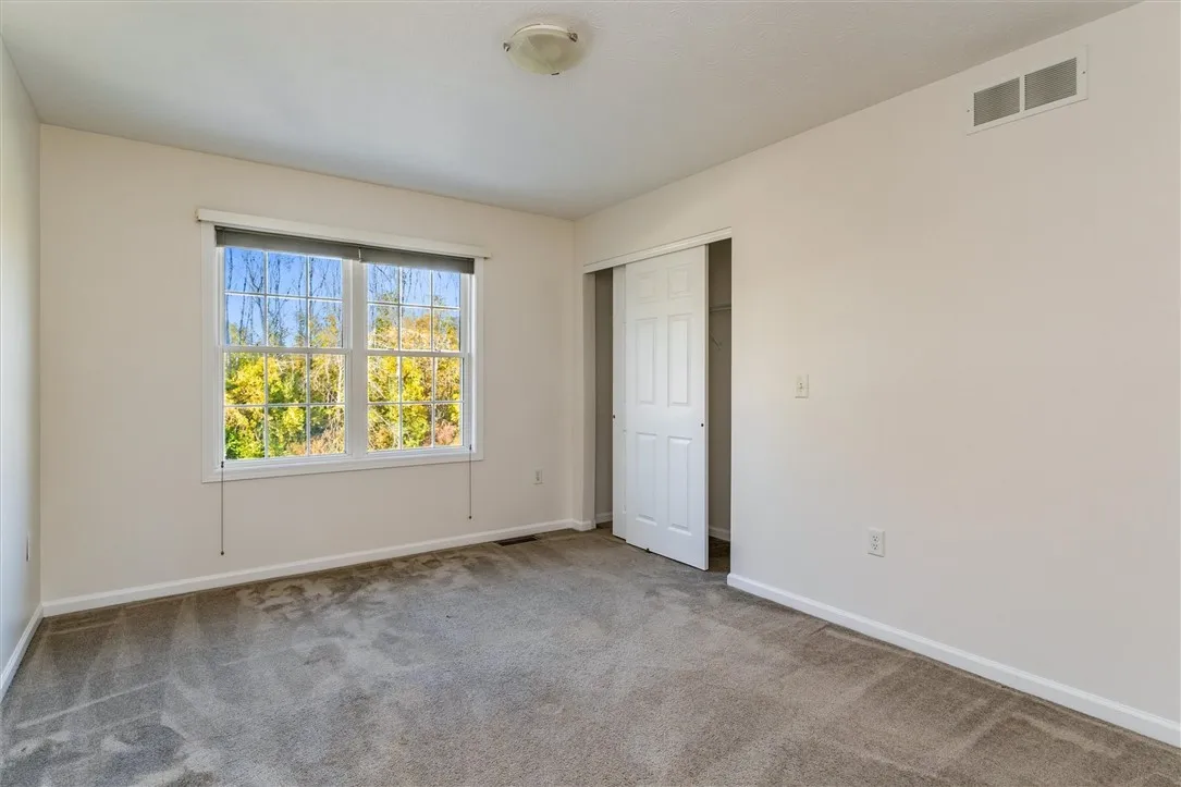 148 Bronze Leaf, Greece, New York 14612, Greece, New York 14612, 4 Bedrooms Bedrooms, 8 Rooms Rooms,2 BathroomsBathrooms,Residential,For Sale,148 Bronze Leaf, Greece, New York 14612,0,R1644979