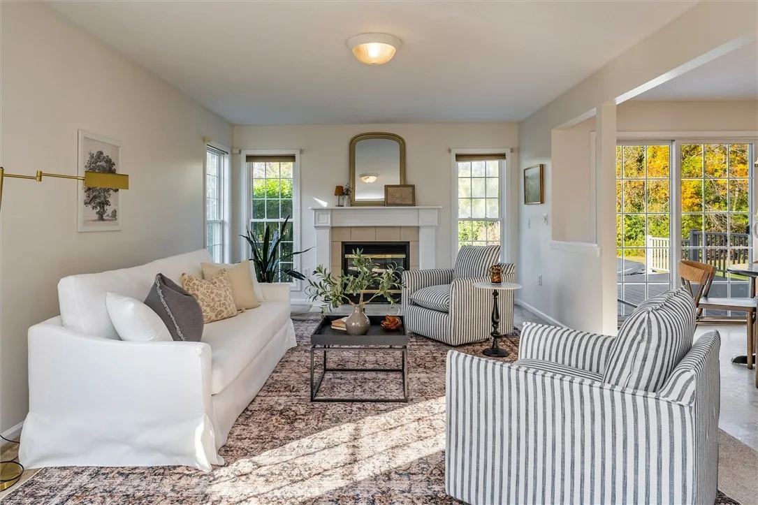 148 Bronze Leaf, Greece, New York 14612, Greece, New York 14612, 4 Bedrooms Bedrooms, 8 Rooms Rooms,2 BathroomsBathrooms,Residential,For Sale,148 Bronze Leaf, Greece, New York 14612,0,R1644979