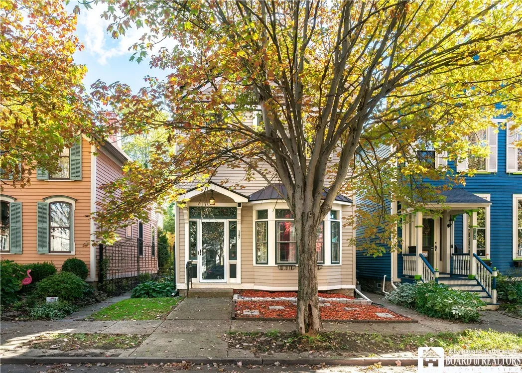147 Mariner Street, Buffalo, New York 14201, Buffalo, New York 14201, 4 Bedrooms Bedrooms, ,3 BathroomsBathrooms,Residential,For Sale,147 Mariner Street, Buffalo, New York 14201,0,R1644813
