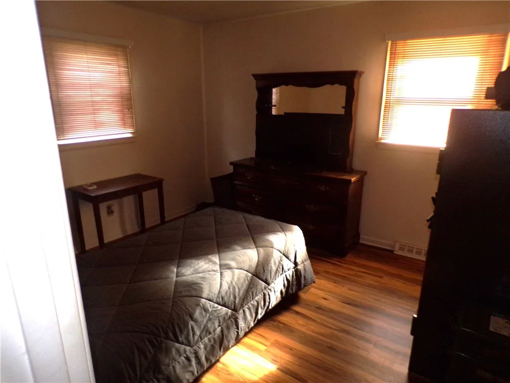 164 Sherwood Drive, Parma, New York 14468, Parma, New York 14468, 3 Bedrooms Bedrooms, 6 Rooms Rooms,1 BathroomBathrooms,Residential,For Sale,164 Sherwood Drive, Parma, New York 14468,0,R1645105