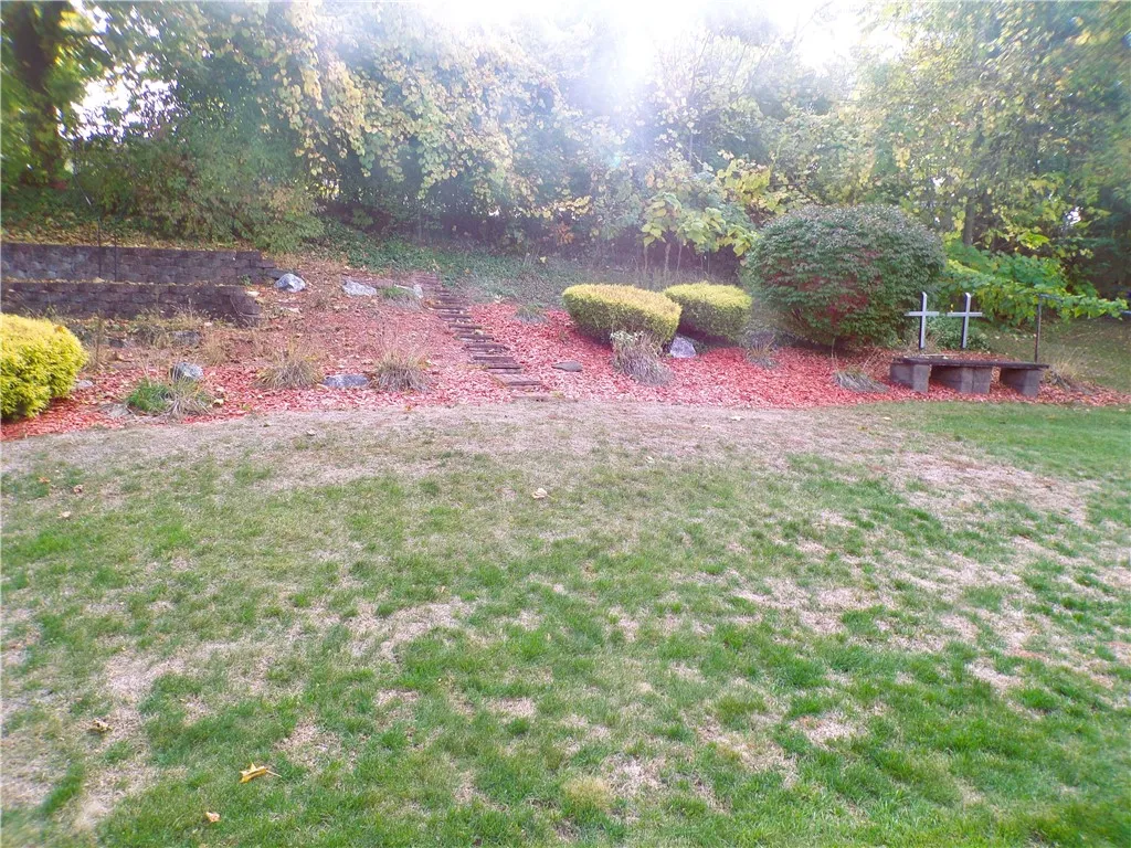 164 Sherwood Drive, Parma, New York 14468, Parma, New York 14468, 3 Bedrooms Bedrooms, 6 Rooms Rooms,1 BathroomBathrooms,Residential,For Sale,164 Sherwood Drive, Parma, New York 14468,0,R1645105