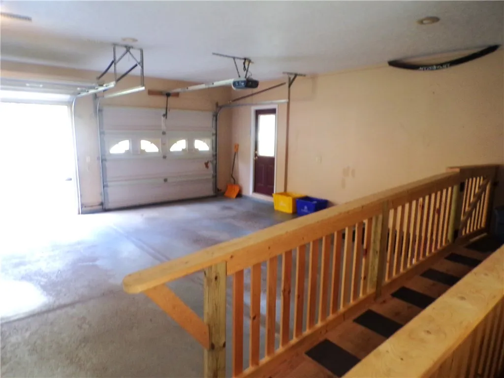 164 Sherwood Drive, Parma, New York 14468, Parma, New York 14468, 3 Bedrooms Bedrooms, 6 Rooms Rooms,1 BathroomBathrooms,Residential,For Sale,164 Sherwood Drive, Parma, New York 14468,0,R1645105