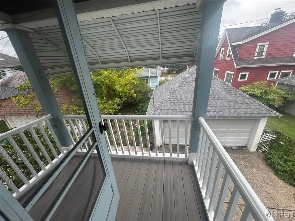 155 Colvin Avenue Upper, Buffalo, New York 14216, Buffalo, New York 14216, 3 Bedrooms Bedrooms, 7 Rooms Rooms,1 BathroomBathrooms,Residential Lease,For Rent,155 Colvin Avenue Upper, Buffalo, New York 14216,0,B1645128