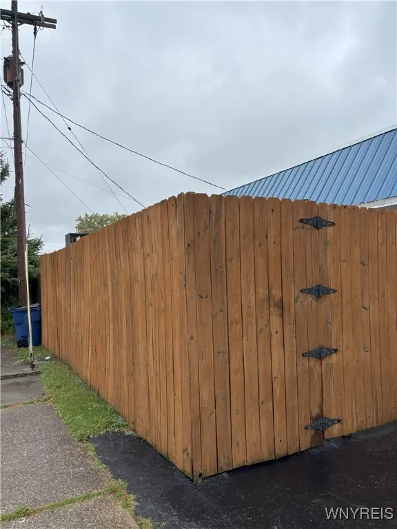 Yard space for walk in cooler/freezer Yard space for walk in cooler/freezer