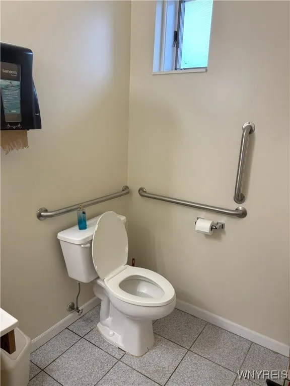 Ada restroom Ada restroom