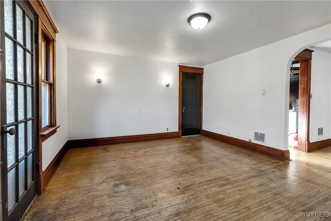 148 West Winspear Avenue S, Buffalo, New York 1421, Buffalo, New York 14214, 5 Bedrooms Bedrooms, ,2 BathroomsBathrooms,Residential,For Sale,148 West Winspear Avenue S, Buffalo, New York 1421,0,B1644419