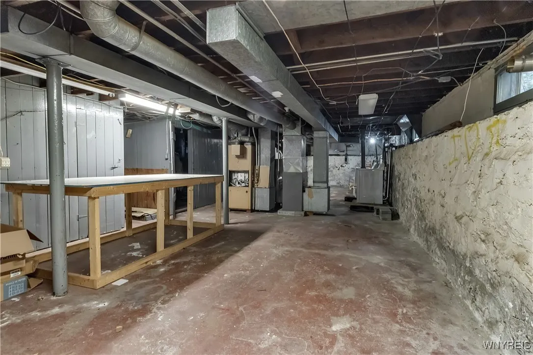 148 West Winspear Avenue S, Buffalo, New York 1421, Buffalo, New York 14214, 5 Bedrooms Bedrooms, ,2 BathroomsBathrooms,Residential,For Sale,148 West Winspear Avenue S, Buffalo, New York 1421,0,B1644419