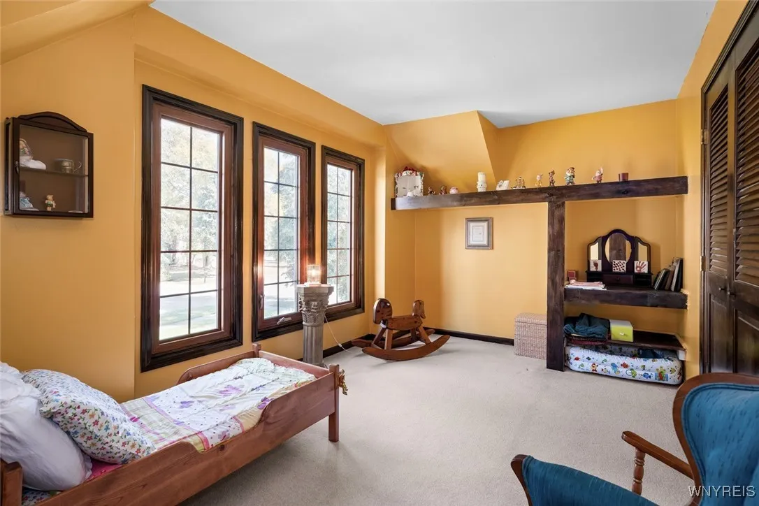 163 Randwood Drive, Amherst, New York 14068, Amherst, New York 14068, 4 Bedrooms Bedrooms, 12 Rooms Rooms,2 BathroomsBathrooms,Residential,For Sale,163 Randwood Drive, Amherst, New York 14068,0,B1644100