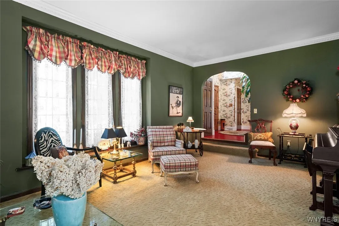 163 Randwood Drive, Amherst, New York 14068, Amherst, New York 14068, 4 Bedrooms Bedrooms, 12 Rooms Rooms,2 BathroomsBathrooms,Residential,For Sale,163 Randwood Drive, Amherst, New York 14068,0,B1644100