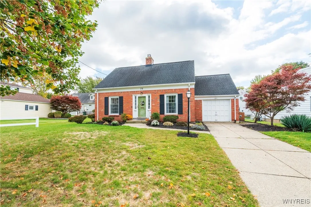 73 Edward Street, Amherst, New York 14221, Amherst, New York 14221, 3 Bedrooms Bedrooms, 7 Rooms Rooms,1 BathroomBathrooms,Residential,For Sale,73 Edward Street, Amherst, New York 14221,0,B1645106