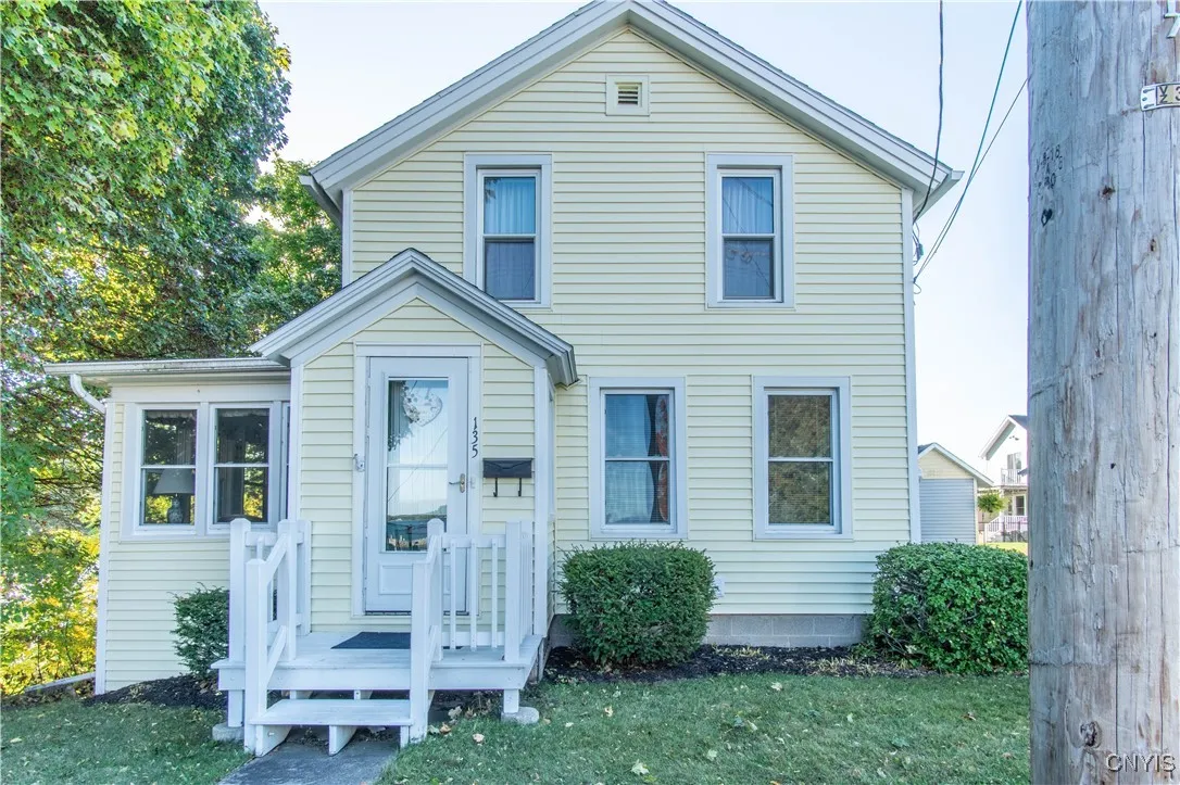 135 Jane Street, Clayton, New York 13624, Clayton, New York 13624, 3 Bedrooms Bedrooms, 7 Rooms Rooms,2 BathroomsBathrooms,Residential,Closed,135 Jane Street, Clayton, New York 13624,0,S1644903