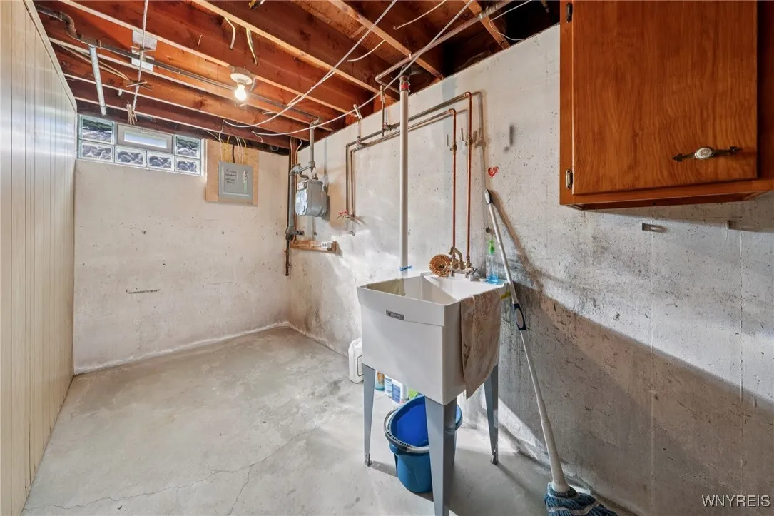 3341 Carol Ct, Hamburg, New York 14219, Hamburg, New York 14219, 5 Bedrooms Bedrooms, 10 Rooms Rooms,2 BathroomsBathrooms,Residential,For Sale,3341 Carol Ct, Hamburg, New York 14219,0,B1645187 3341 Carol Ct, Hamburg, New York 14219, Hamburg, New York 14219, 5 Bedrooms Bedrooms, 10 Rooms Rooms,2 BathroomsBathrooms,Residential,For Sale,3341 Carol Ct, Hamburg, New York 14219,0,B1645187