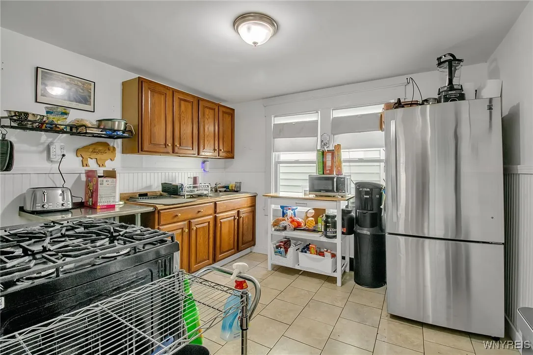 96 Stevenson Street, Buffalo, New York 14220, Buffalo, New York 14220, 6 Bedrooms Bedrooms, ,2 BathroomsBathrooms,Residential,For Sale,96 Stevenson Street, Buffalo, New York 14220,0,B1645160