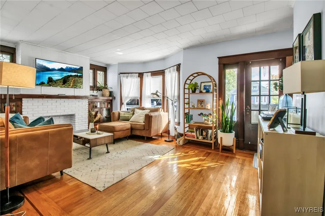 96 Stevenson Street, Buffalo, New York 14220, Buffalo, New York 14220, 6 Bedrooms Bedrooms, ,2 BathroomsBathrooms,Residential,For Sale,96 Stevenson Street, Buffalo, New York 14220,0,B1645160