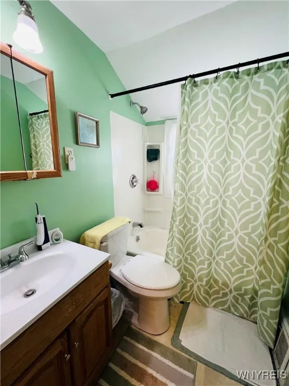 125 Brookside Drive 127, West Seneca, New York 142, West Seneca, New York 14220, 4 Bedrooms Bedrooms, ,2 BathroomsBathrooms,Residential,For Sale,125 Brookside Drive 127, West Seneca, New York 142,0,B1643911