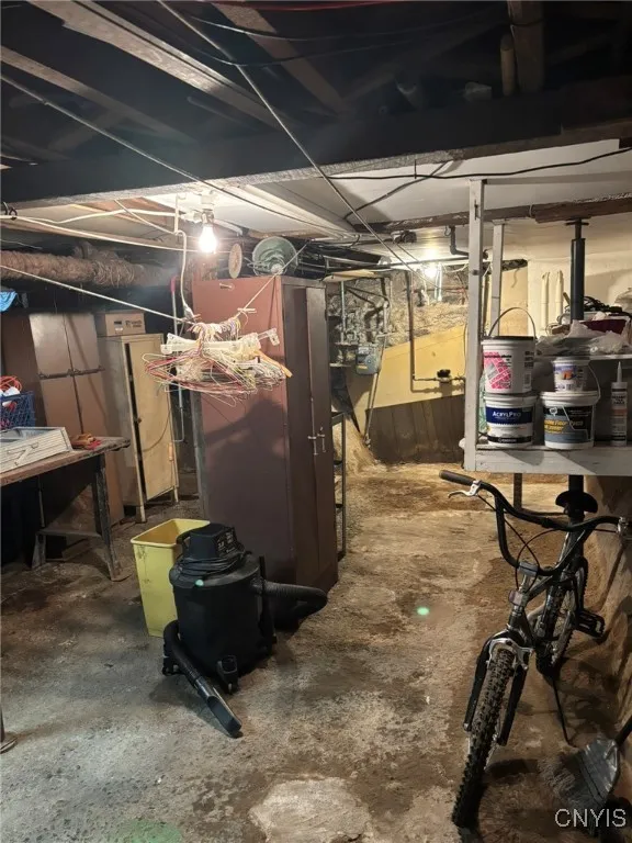 703 Ash Street, Syracuse, New York 13208, Syracuse, New York 13208, 5 Bedrooms Bedrooms, ,2 BathroomsBathrooms,Residential,For Sale,703 Ash Street, Syracuse, New York 13208,0,S1645085