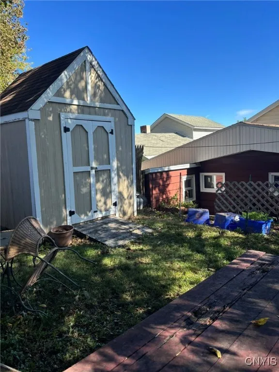 703 Ash Street, Syracuse, New York 13208, Syracuse, New York 13208, 5 Bedrooms Bedrooms, ,2 BathroomsBathrooms,Residential,For Sale,703 Ash Street, Syracuse, New York 13208,0,S1645085