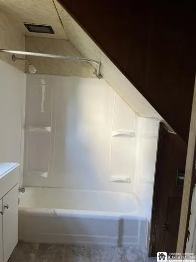 16 Bowen Street, Jamestown, New York 14701, Jamestown, New York 14701, 4 Bedrooms Bedrooms, ,2 BathroomsBathrooms,Residential,For Sale,16 Bowen Street, Jamestown, New York 14701,0,R1645212