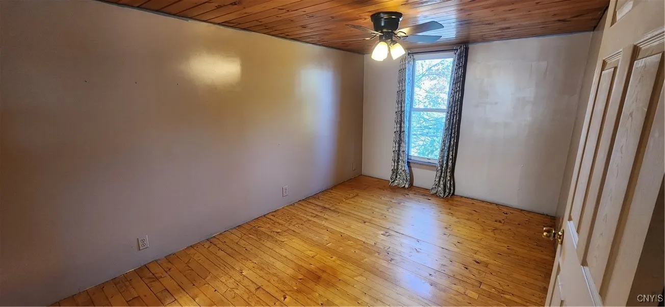 857 Superior Street, Watertown City, New York 1360, Watertown City, New York 13601, 3 Bedrooms Bedrooms, 9 Rooms Rooms,1 BathroomBathrooms,Residential,For Sale,857 Superior Street, Watertown City, New York 1360,0,S1643365