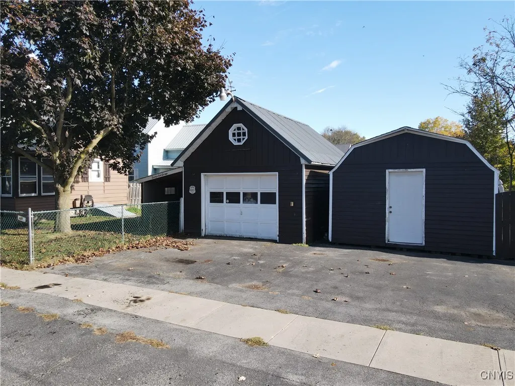 857 Superior Street, Watertown City, New York 1360, Watertown City, New York 13601, 3 Bedrooms Bedrooms, 9 Rooms Rooms,1 BathroomBathrooms,Residential,For Sale,857 Superior Street, Watertown City, New York 1360,0,S1643365