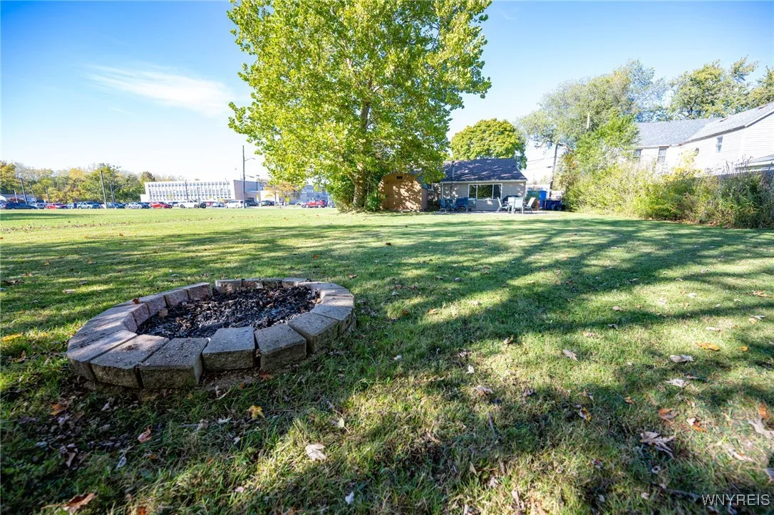370 Green Street, Lockport City, New York 14094, Lockport City, New York 14094, 3 Bedrooms Bedrooms, 6 Rooms Rooms,1 BathroomBathrooms,Residential,For Sale,370 Green Street, Lockport City, New York 14094,0,B1644665