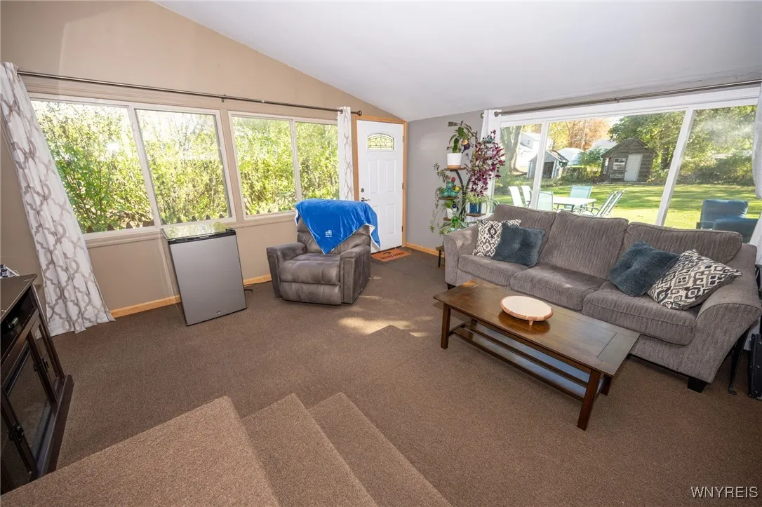 370 Green Street, Lockport City, New York 14094, Lockport City, New York 14094, 3 Bedrooms Bedrooms, 6 Rooms Rooms,1 BathroomBathrooms,Residential,For Sale,370 Green Street, Lockport City, New York 14094,0,B1644665