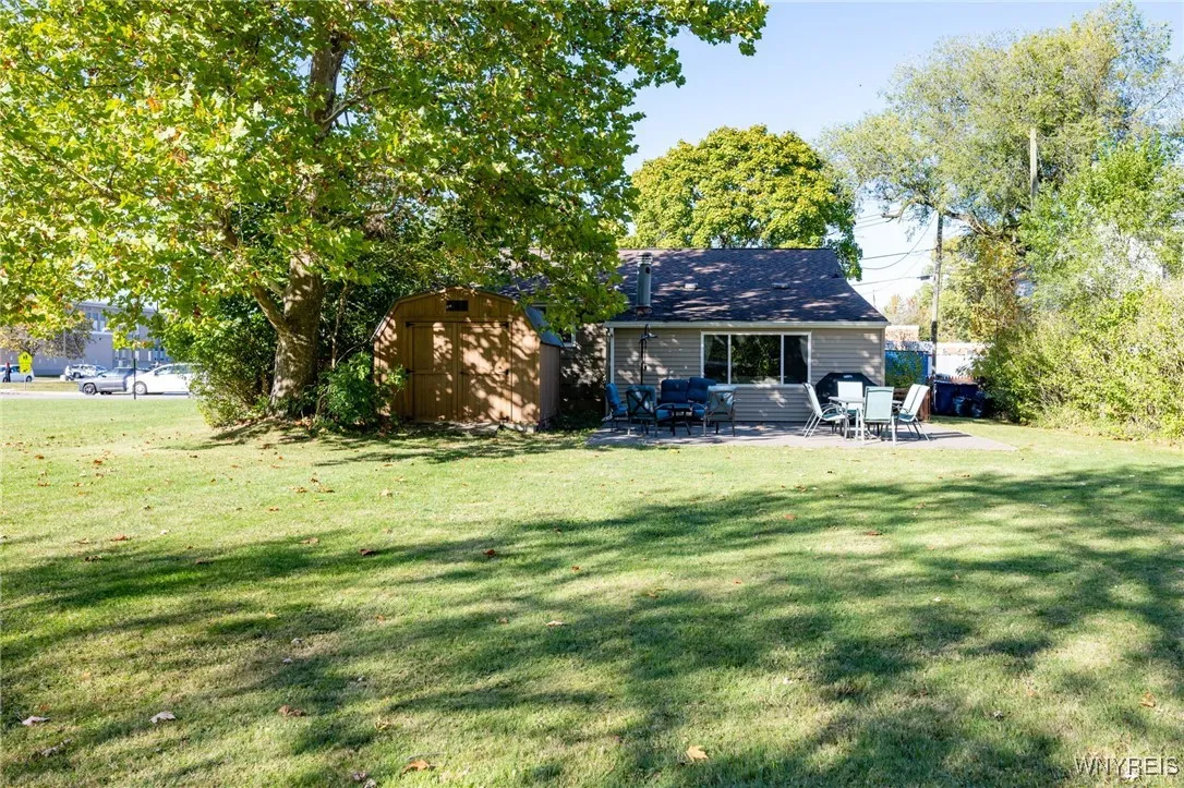 370 Green Street, Lockport City, New York 14094, Lockport City, New York 14094, 3 Bedrooms Bedrooms, 6 Rooms Rooms,1 BathroomBathrooms,Residential,For Sale,370 Green Street, Lockport City, New York 14094,0,B1644665