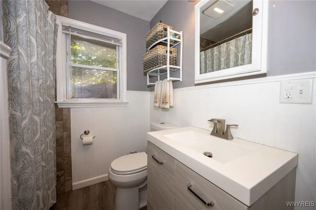 370 Green Street, Lockport City, New York 14094, Lockport City, New York 14094, 3 Bedrooms Bedrooms, 6 Rooms Rooms,1 BathroomBathrooms,Residential,For Sale,370 Green Street, Lockport City, New York 14094,0,B1644665