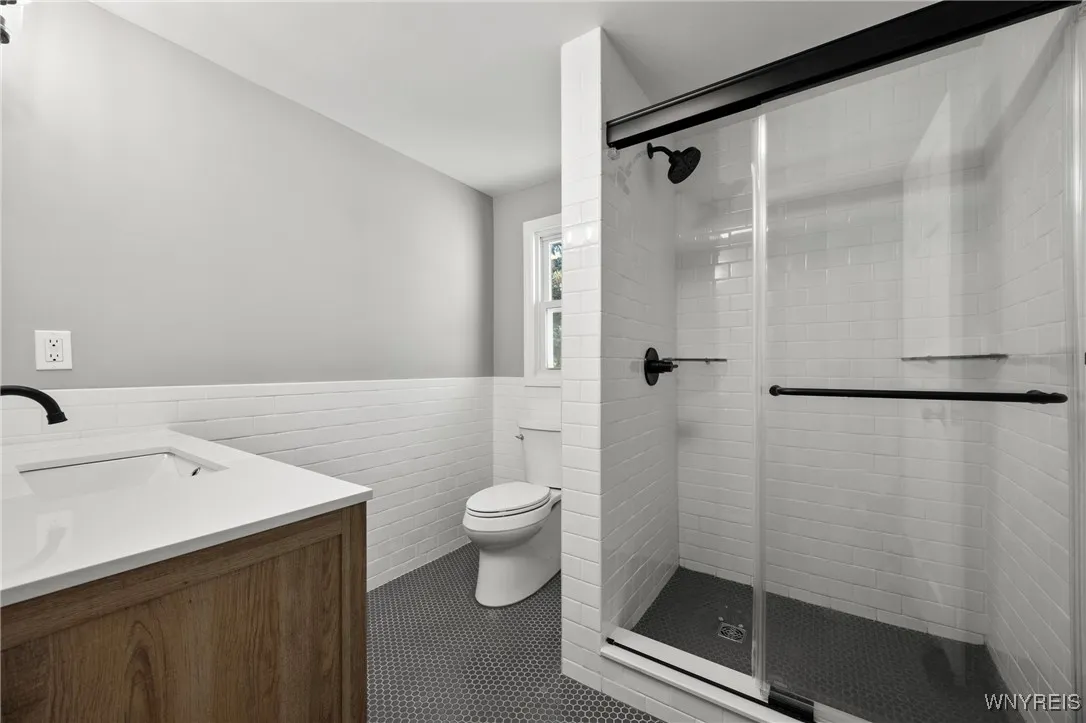 47 Danbury Lane, Tonawanda, New York 14217, Tonawanda, New York 14217, 3 Bedrooms Bedrooms, 9 Rooms Rooms,2 BathroomsBathrooms,Residential,For Sale,47 Danbury Lane, Tonawanda, New York 14217,0,B1645215