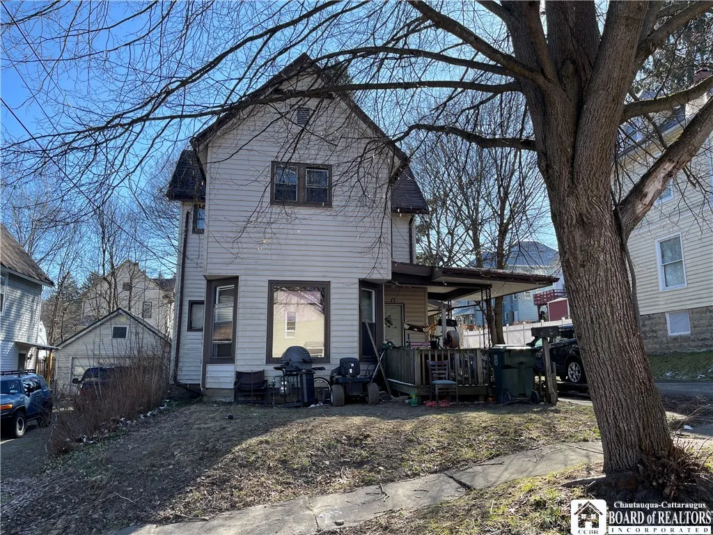 6 Hedges Avenue, Jamestown, New York 14701, Jamestown, New York 14701, 2 Bedrooms Bedrooms, ,2 BathroomsBathrooms,Residential,For Sale,6 Hedges Avenue, Jamestown, New York 14701,0,R1645219