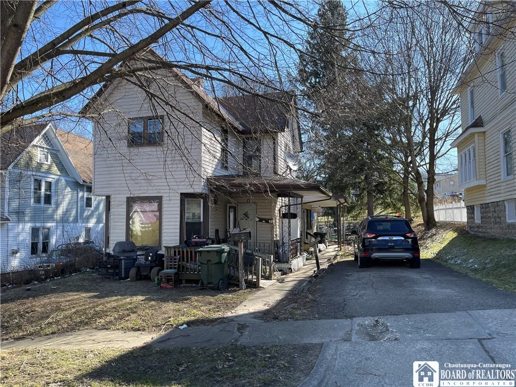 6 Hedges Avenue, Jamestown, New York 14701, Jamestown, New York 14701, 2 Bedrooms Bedrooms, ,2 BathroomsBathrooms,Residential,For Sale,6 Hedges Avenue, Jamestown, New York 14701,0,R1645219