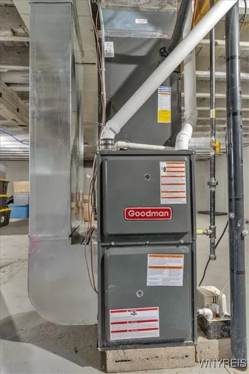 6674 Wisterman Road, Lockport Town, New York 14094, Lockport Town, New York 14094, 3 Bedrooms Bedrooms, 7 Rooms Rooms,2 BathroomsBathrooms,Residential,For Sale,6674 Wisterman Road, Lockport Town, New York 14094,0,B1644033