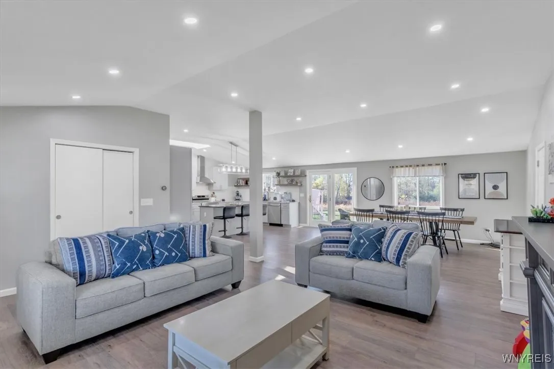 6674 Wisterman Road, Lockport Town, New York 14094, Lockport Town, New York 14094, 3 Bedrooms Bedrooms, 7 Rooms Rooms,2 BathroomsBathrooms,Residential,For Sale,6674 Wisterman Road, Lockport Town, New York 14094,0,B1644033