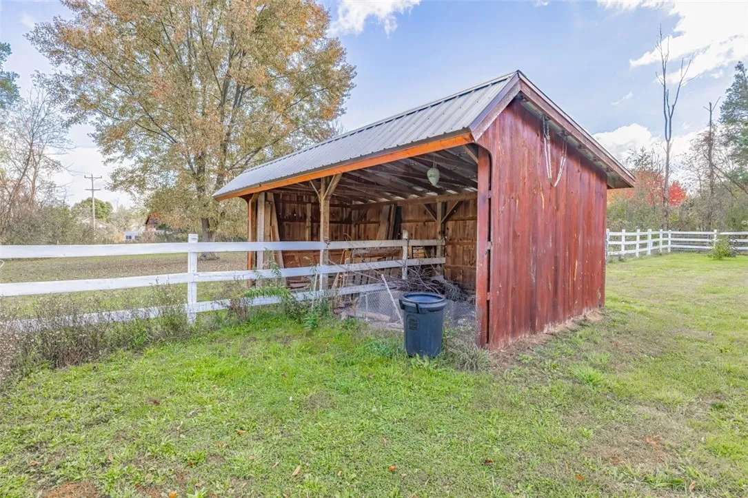 Two stall horse shed