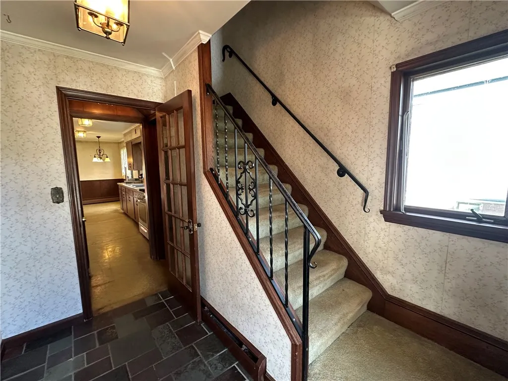 112 Clarence Street, Bradford City, Pennsylvania 1, Bradford City, Pennsylvania 16701, 5 Bedrooms Bedrooms, 9 Rooms Rooms,1 BathroomBathrooms,Residential,For Sale,112 Clarence Street, Bradford City, Pennsylvania 1,0,R1645154