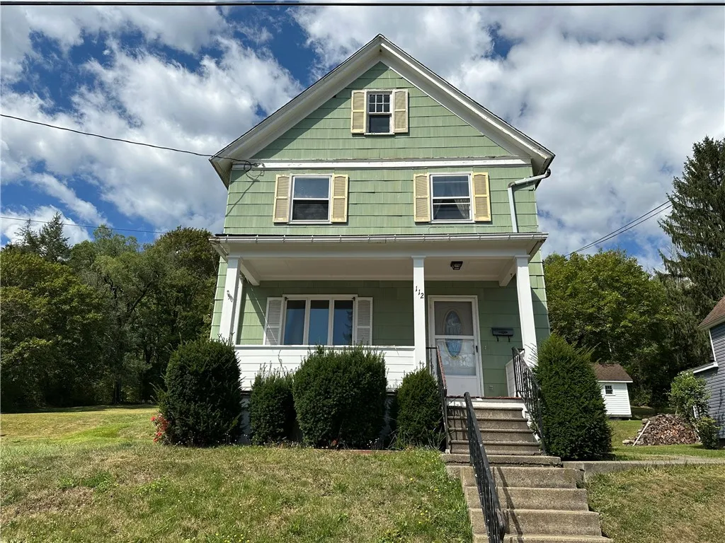 112 Clarence Street, Bradford City, Pennsylvania 1, Bradford City, Pennsylvania 16701, 5 Bedrooms Bedrooms, 9 Rooms Rooms,1 BathroomBathrooms,Residential,For Sale,112 Clarence Street, Bradford City, Pennsylvania 1,0,R1645154