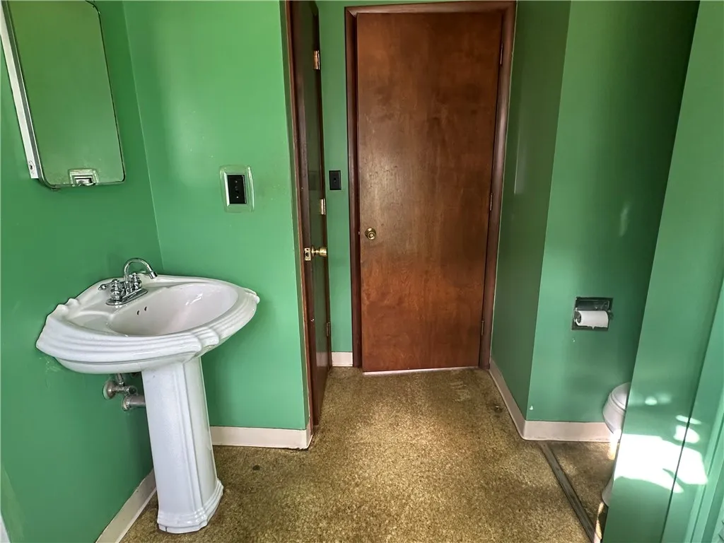 112 Clarence Street, Bradford City, Pennsylvania 1, Bradford City, Pennsylvania 16701, 5 Bedrooms Bedrooms, 9 Rooms Rooms,1 BathroomBathrooms,Residential,For Sale,112 Clarence Street, Bradford City, Pennsylvania 1,0,R1645154