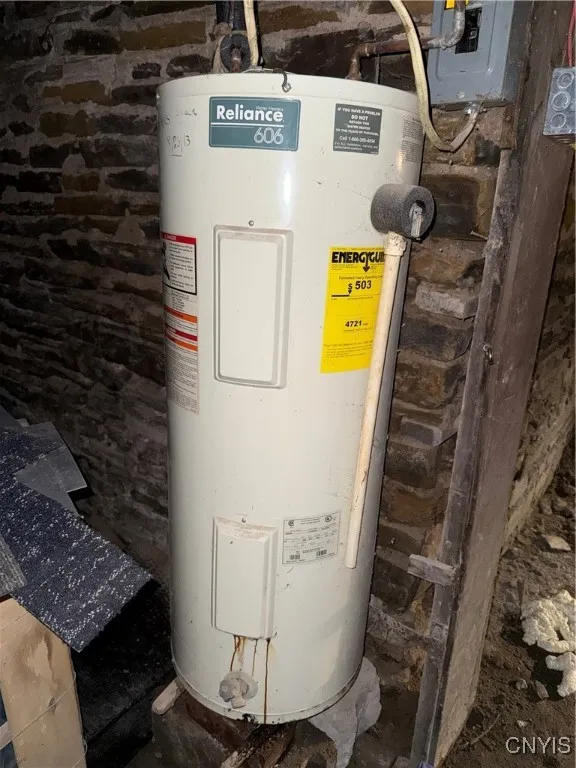 416 Main Street, Oneida, New York 13421, Oneida, New York 13421, 6 Bedrooms Bedrooms, ,Multi Family,For Sale,416 Main Street, Oneida, New York 13421,0,S1645273