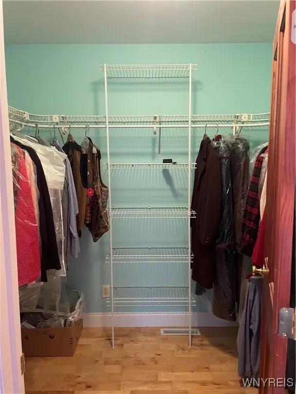 403 North Main Street, Holland, New York 14080, Holland, New York 14080, 6 Bedrooms Bedrooms, 16 Rooms Rooms,4 BathroomsBathrooms,Residential,For Sale,403 North Main Street, Holland, New York 14080,0,B1645143