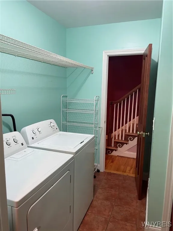 403 North Main Street, Holland, New York 14080, Holland, New York 14080, 6 Bedrooms Bedrooms, 16 Rooms Rooms,4 BathroomsBathrooms,Residential,For Sale,403 North Main Street, Holland, New York 14080,0,B1645143